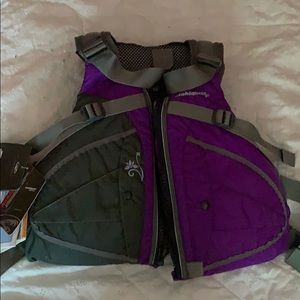 Women’s size M/L Stohlquist life jacket